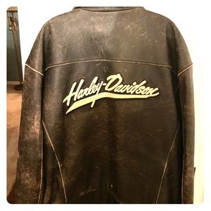 Harley Davidson Men’s distressed leather jacket
